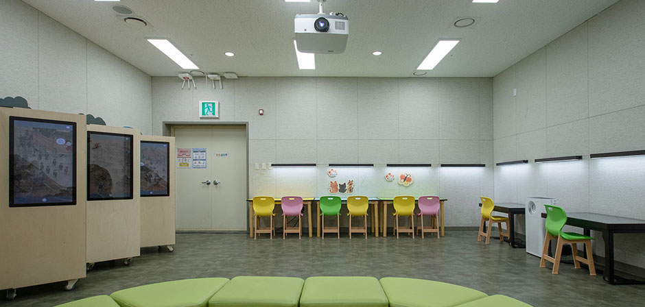 Lecture Room 01